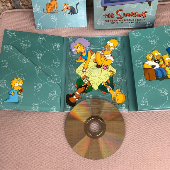The Simpsons 2002 The Complete Second Season (4 DVDS Set) Collector's Edition - Picture 9 of 13